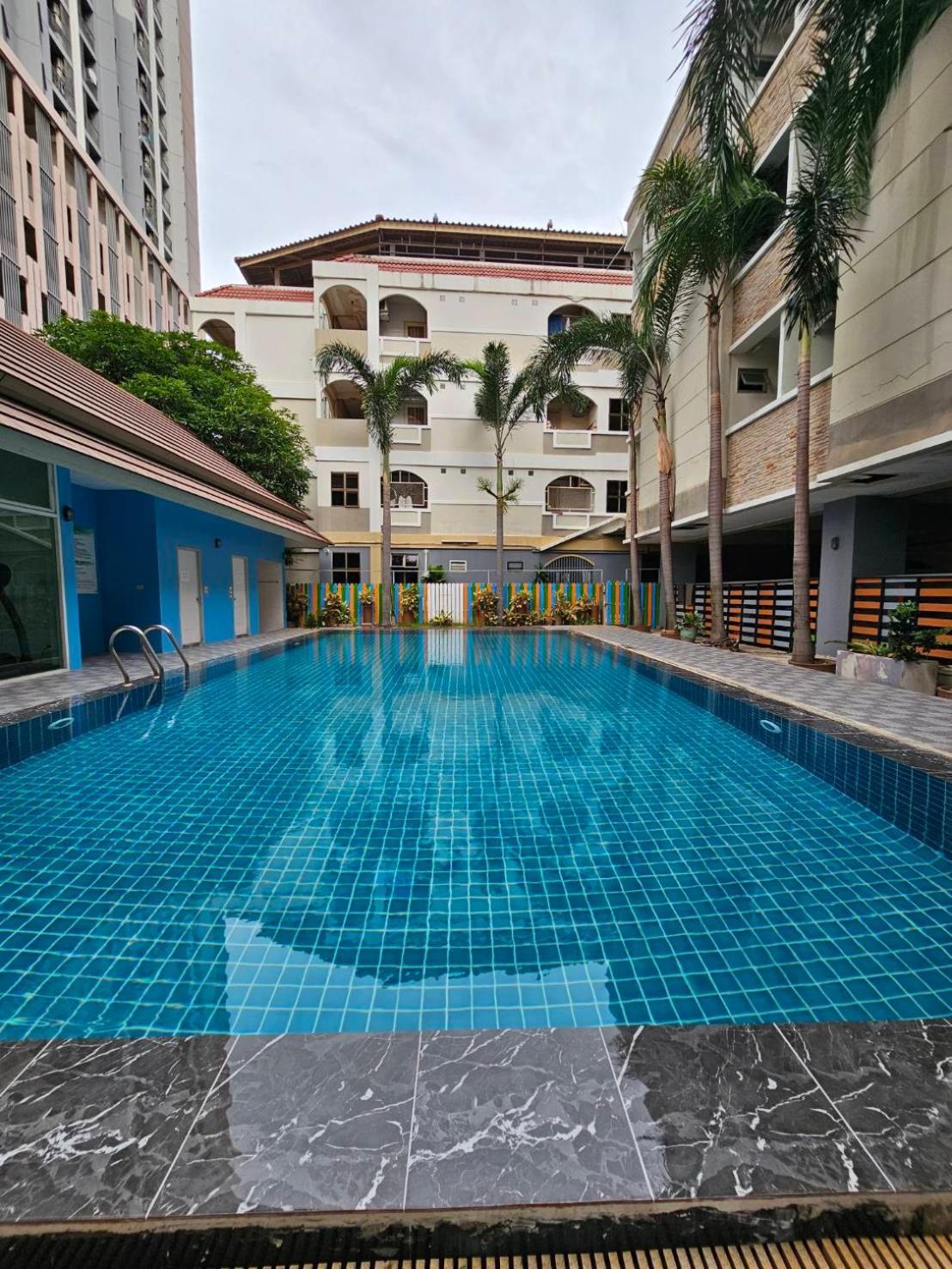 Diya Hotel Bangkok Extérieur photo