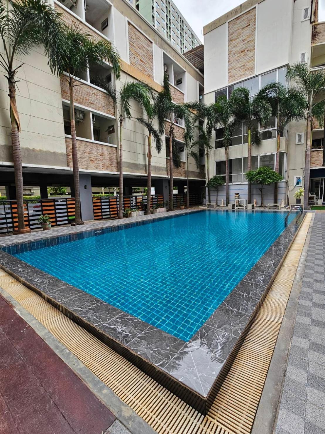 Diya Hotel Bangkok Extérieur photo